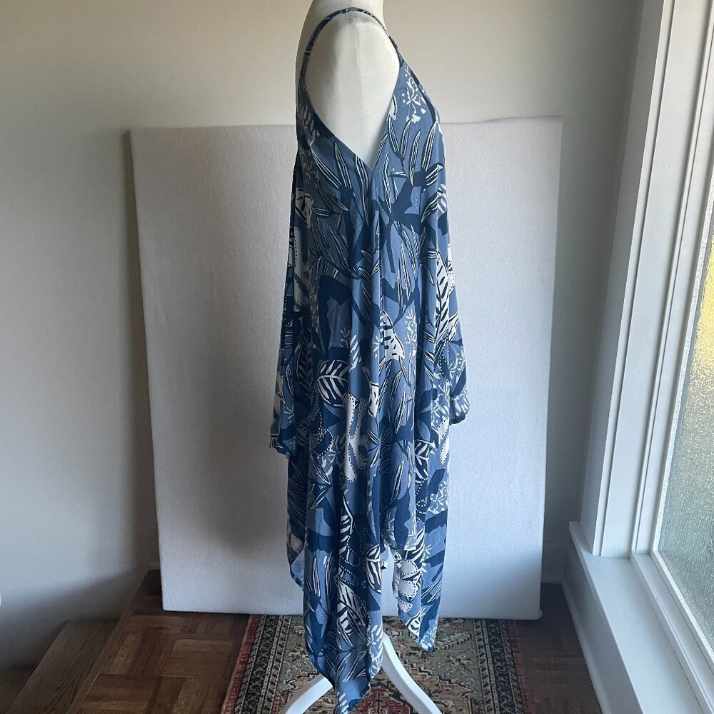 Goa Swim Cover-up with Handkerchief hem in Tropical Print, Size M - Picture 4 of 11